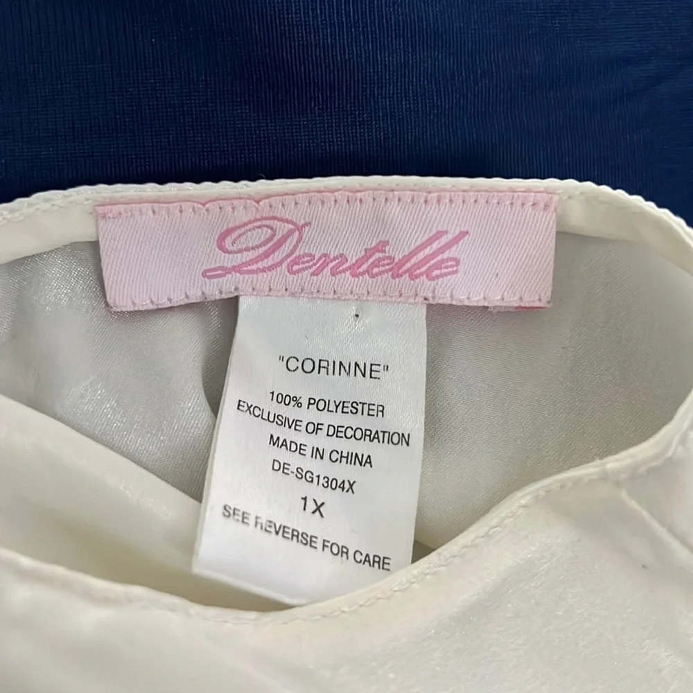Dentelle here satin